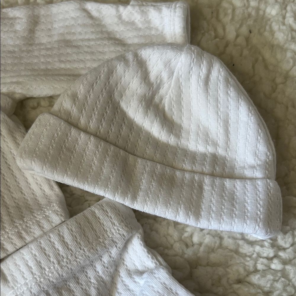 Gerber White Ribbed Kids Matching Set - Picture 3 of 3